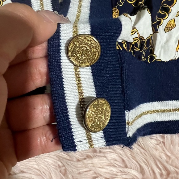 John Roberts Cardigan - Picture 2 of 3